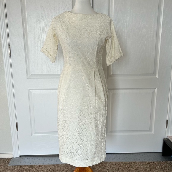 ASOS Cream Lace Retro Wiggle Dress - Picture 2 of 6